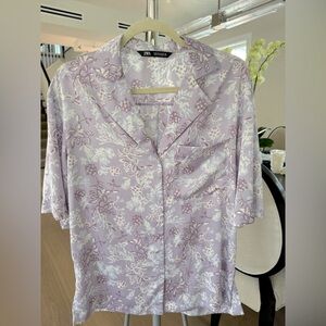 ZARA Floral Relaxed Button Down Blouse, Pocket Collar, Lilac Lavender, Size S